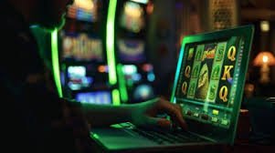 Fitur unggulan taruhan 77idn termasuk live betting, odds kompetitif, dan keamanan transaksi berlapis